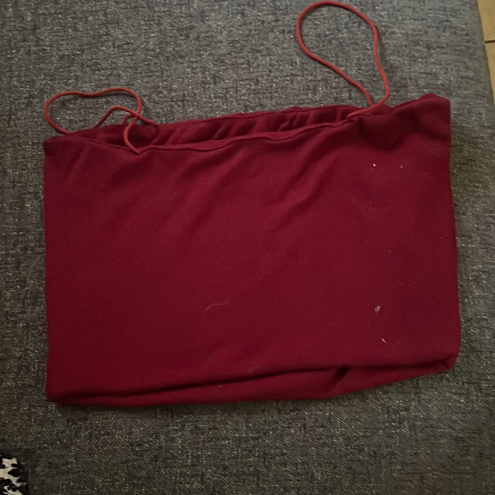 Red top - Picture 2 of 3